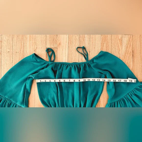 H&M Divided Green Boho-Style Short Dress Off-Shoulder Size 2 - Picture 3 of 5